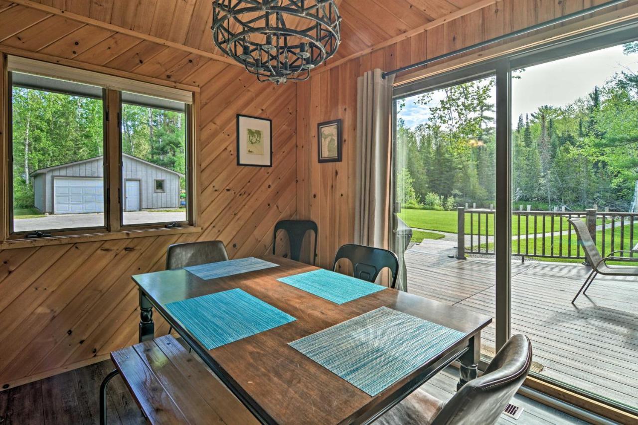 Riverfront Traverse City Cabin Fish, Kayak And Tube Exteriér fotografie