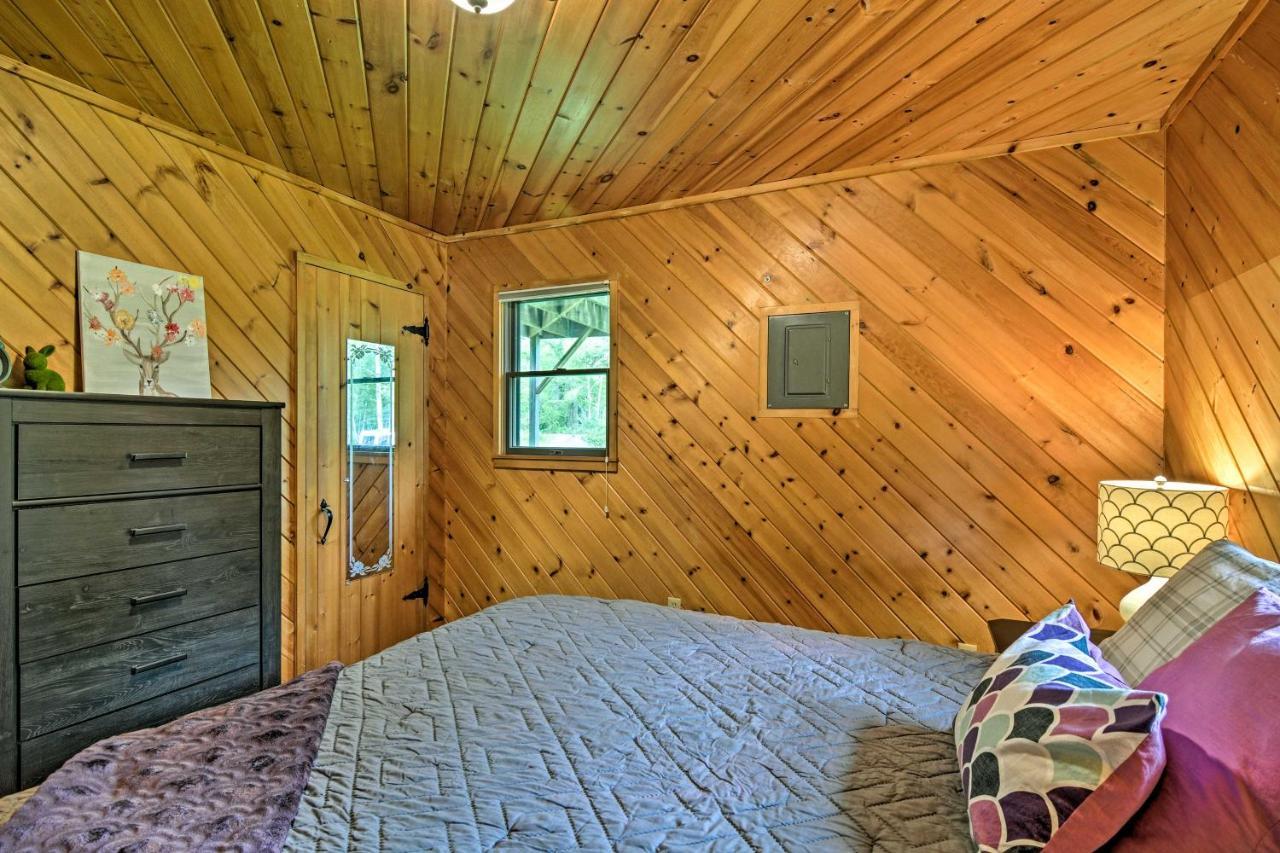 Riverfront Traverse City Cabin Fish, Kayak And Tube Exteriér fotografie